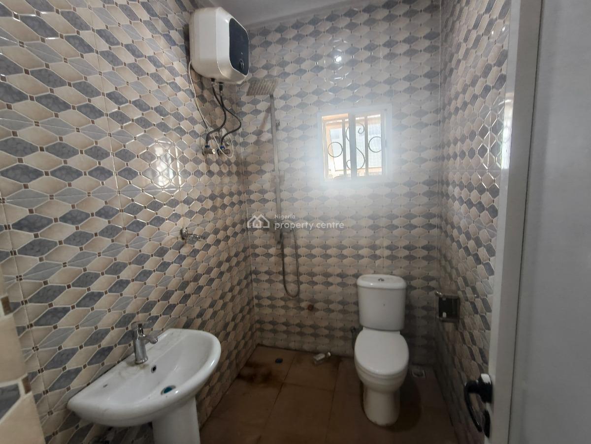 Nicely Done 3 Bedroom Terrace Duplex, Naf Valley Estate Asokoro, Asokoro District, Abuja, House for Rent