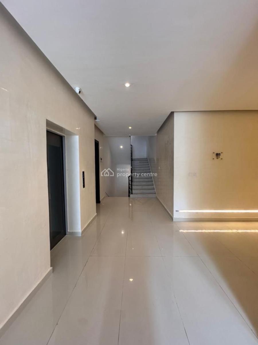 Luxury and Spacious 2 Bedroom Apartment with Gym and Pool, Lekki Phase 1, Lekki, Lagos, Flat / Apartment for Rent