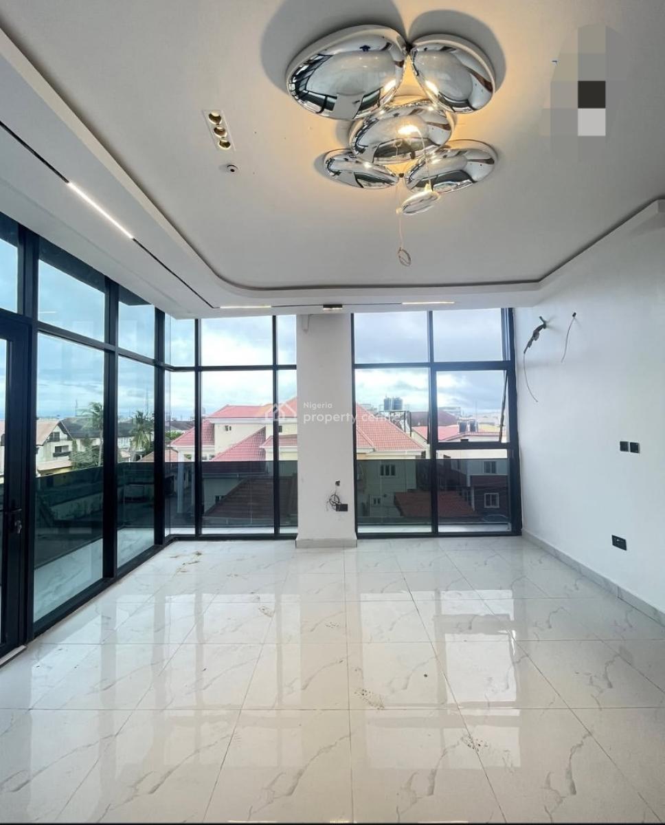 Spaciously Built 4 Bedroom Terrace Duplex with a Bq Pool and Gym, Lekki Phase 1, Lekki, Lagos, Terraced Duplex for Sale