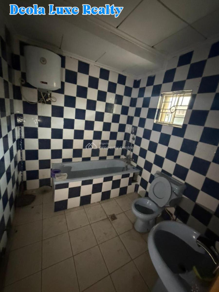 Prime 5-bedroom Semi-detached House  Perfect for Living Or Busine, Off Admiralty Way, Lekki Phase 1, Lekki, Lagos, Semi-detached Duplex for Rent