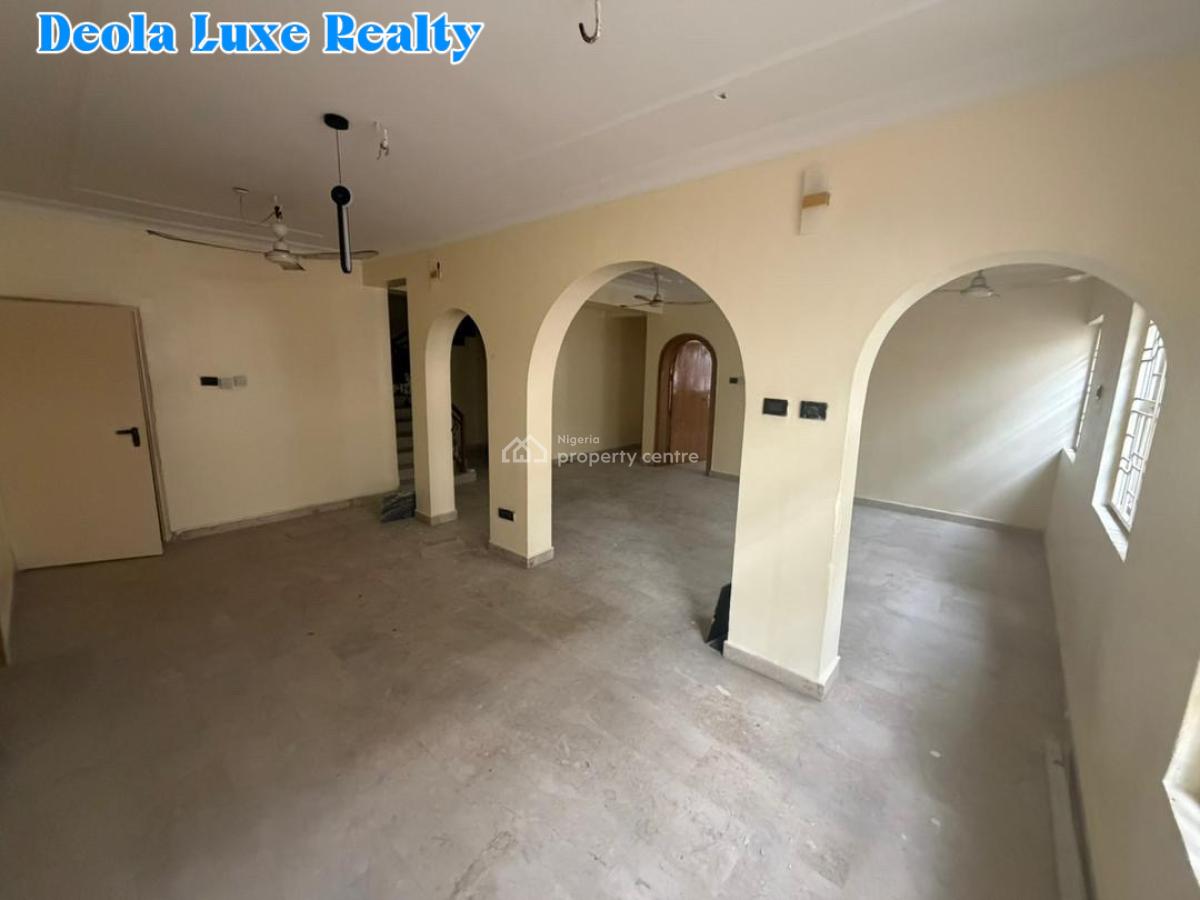 Prime 5-bedroom Semi-detached House, Off Admiralty Way, Lekki Phase 1, Lekki, Lagos, Semi-detached Duplex for Rent