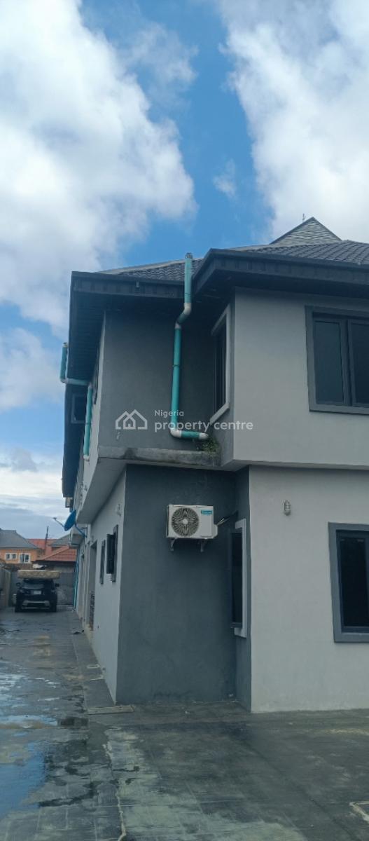 Standard 3 Bedroom Apartment Upstairs in an Estat 3 Min to Express, Divine Estate, Bogije, Ibeju Lekki, Lagos, Flat / Apartment for Rent