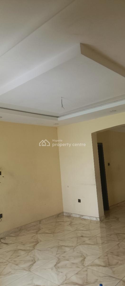 Standard 3 Bedroom Apartment Upstairs in an Estat 3 Min to Express, Divine Estate, Bogije, Ibeju Lekki, Lagos, Flat / Apartment for Rent