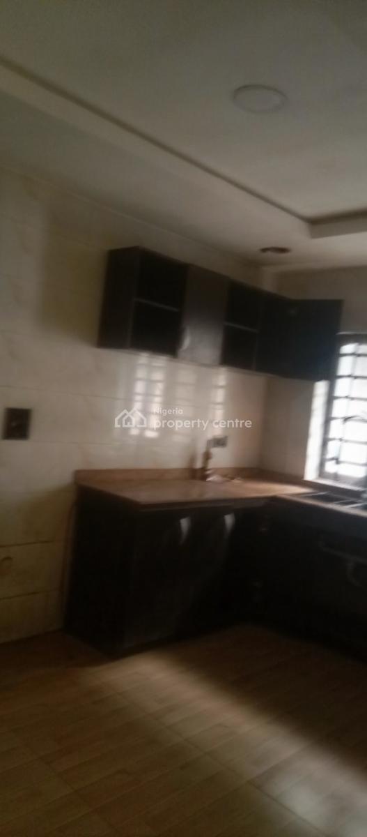 Standard 3 Bedroom Apartment Upstairs in an Estat 3 Min to Express, Divine Estate, Bogije, Ibeju Lekki, Lagos, Flat / Apartment for Rent