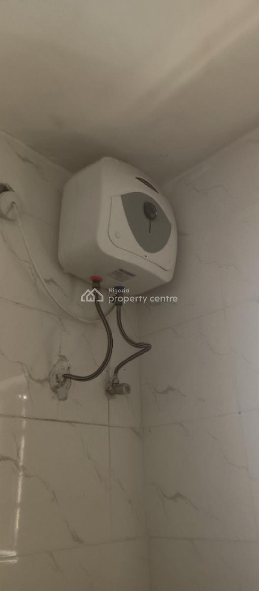 Standard 3 Bedroom Apartment Upstairs in an Estat 3 Min to Express, Divine Estate, Bogije, Ibeju Lekki, Lagos, Flat / Apartment for Rent