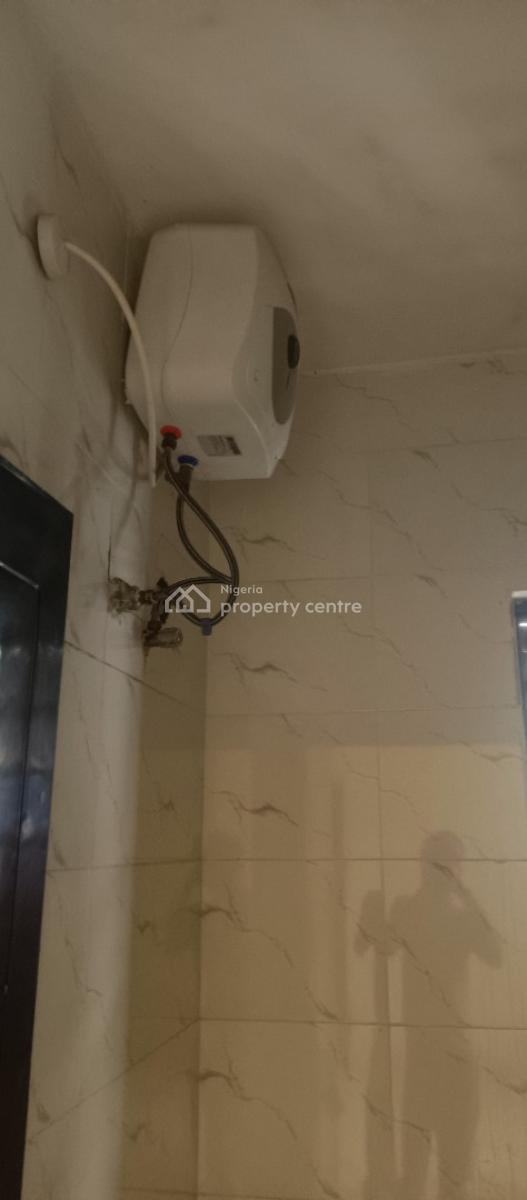 Standard 3 Bedroom Apartment Upstairs in an Estat 3 Min to Express, Divine Estate, Bogije, Ibeju Lekki, Lagos, Flat / Apartment for Rent