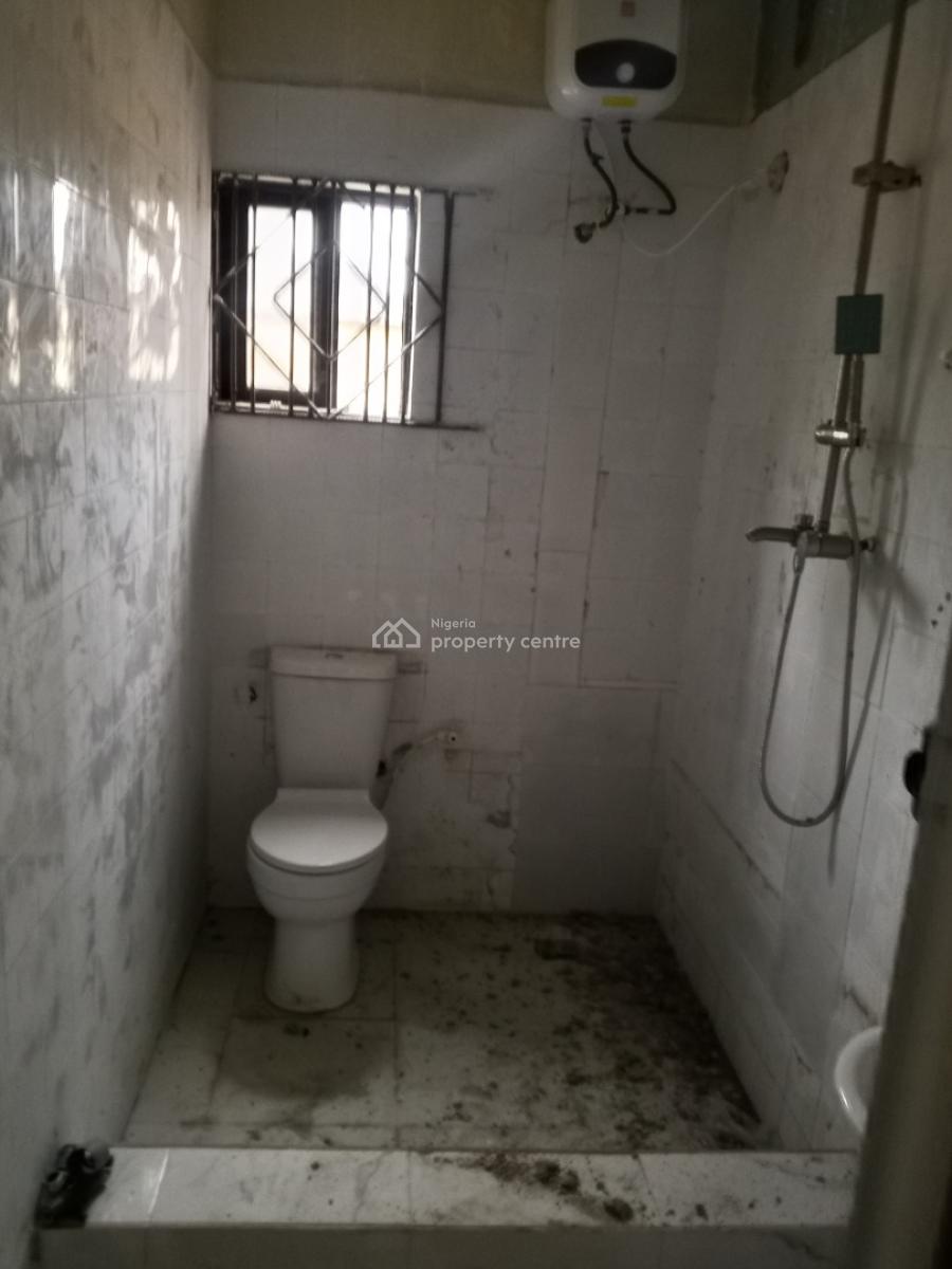 3 Bedroom, Destiny Bus Stop Isheri Oshun Jakande Axis., Isolo, Lagos, Flat / Apartment for Rent