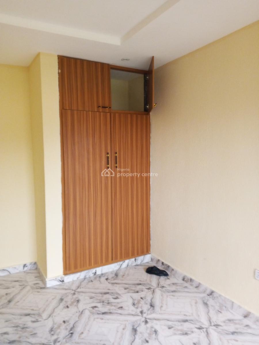 3 Bedroom, Destiny Bus Stop Isheri Oshun Jakande Axis., Isolo, Lagos, Flat / Apartment for Rent