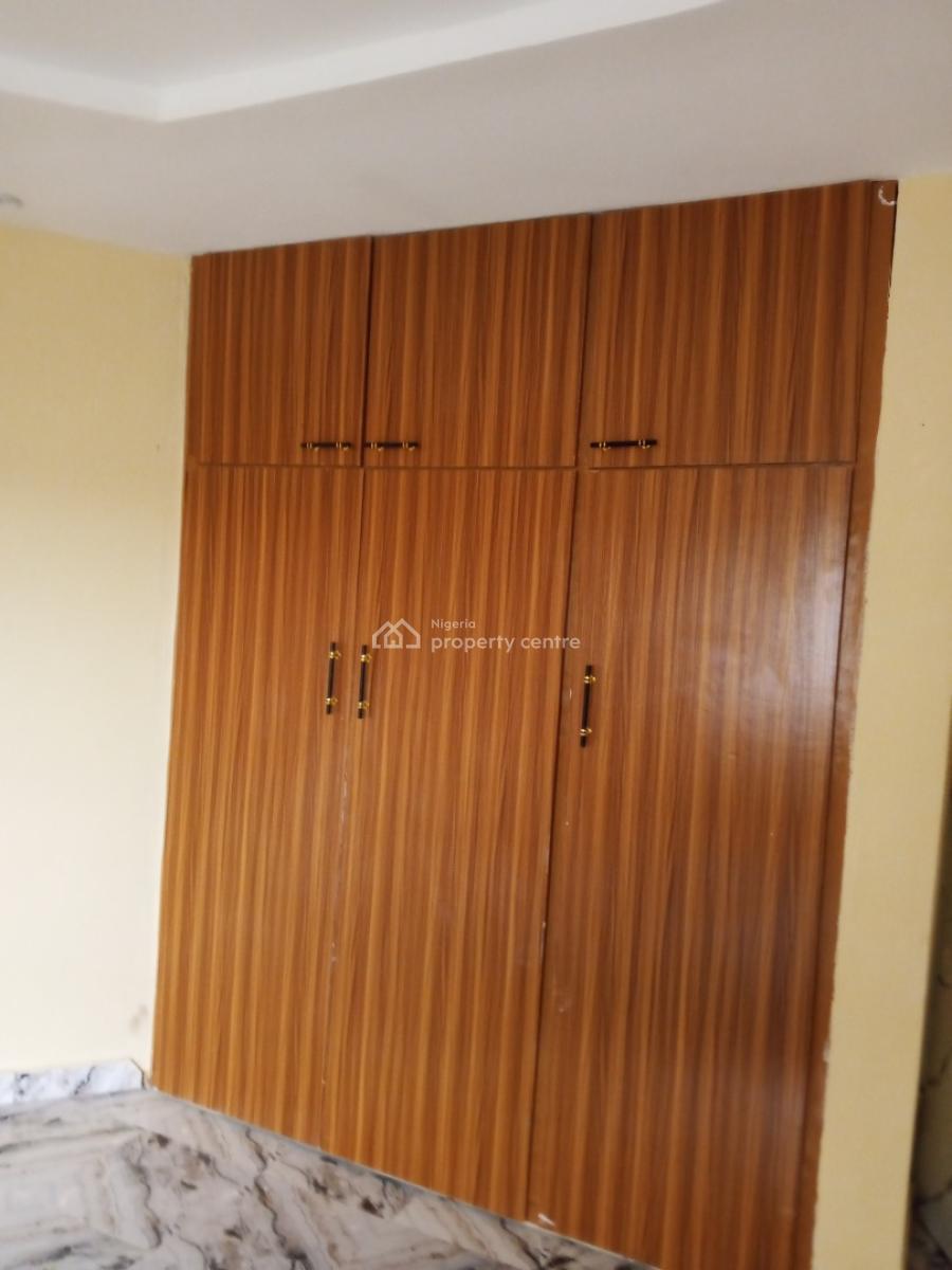 3 Bedroom, Destiny Bus Stop Isheri Oshun Jakande Axis., Isolo, Lagos, Flat / Apartment for Rent