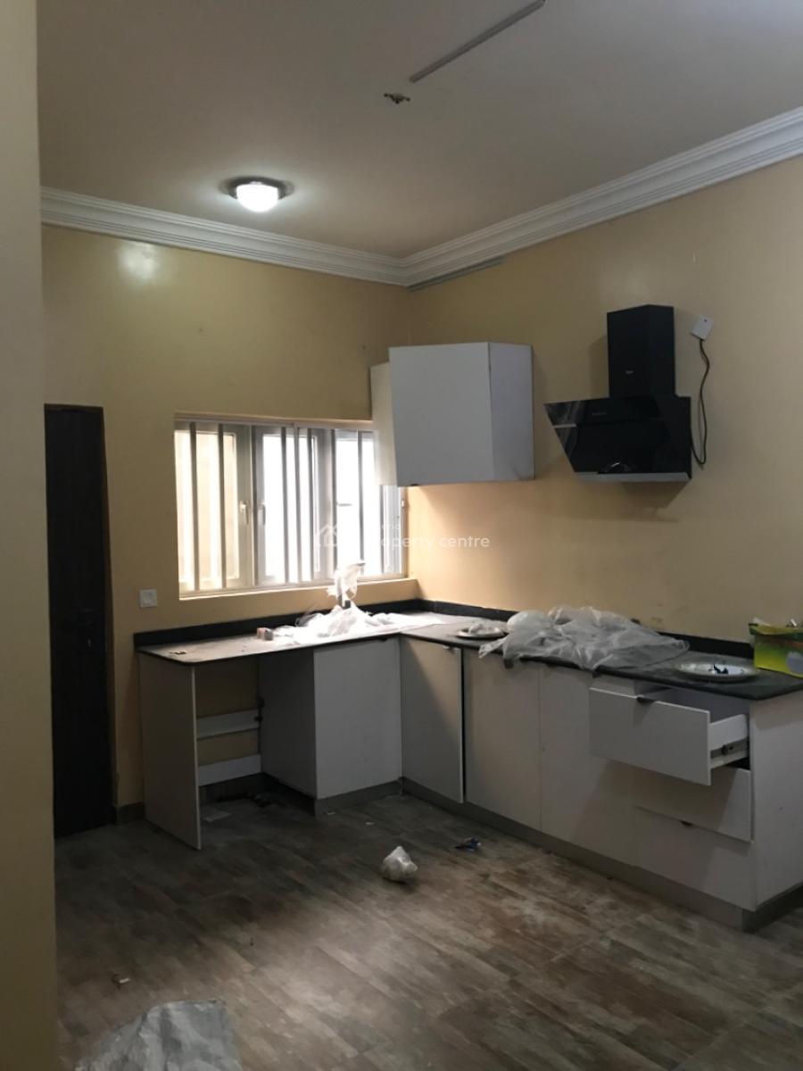 Lovely&spacious 2 Bedrooms Flat, No. 4 Gilbert Odior , Unity Homes, Ajah, Lagos, Flat / Apartment for Rent