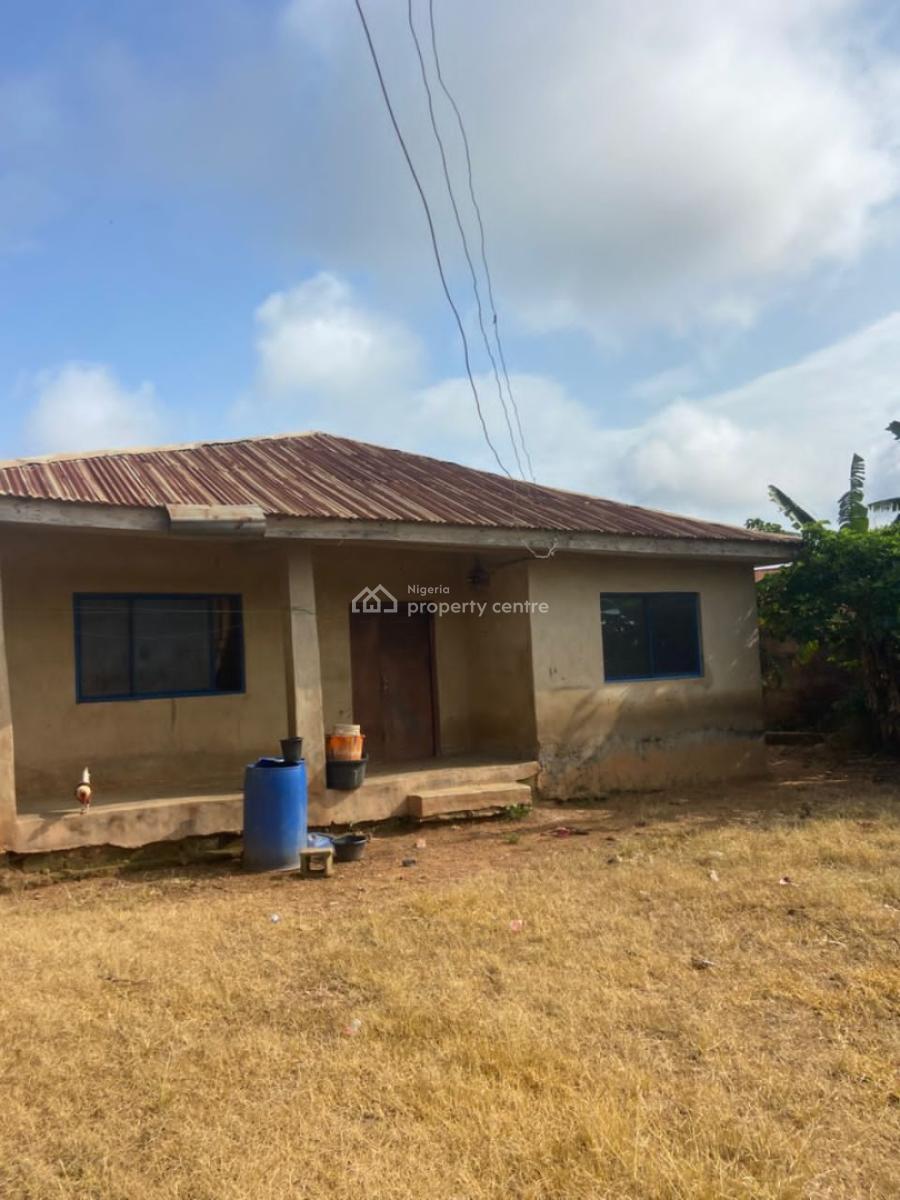 a Demolishable Mini Flat with Shops at The Front on 400sqm of Land, Itire-ikate, Surulere, Lagos, Detached Bungalow for Sale