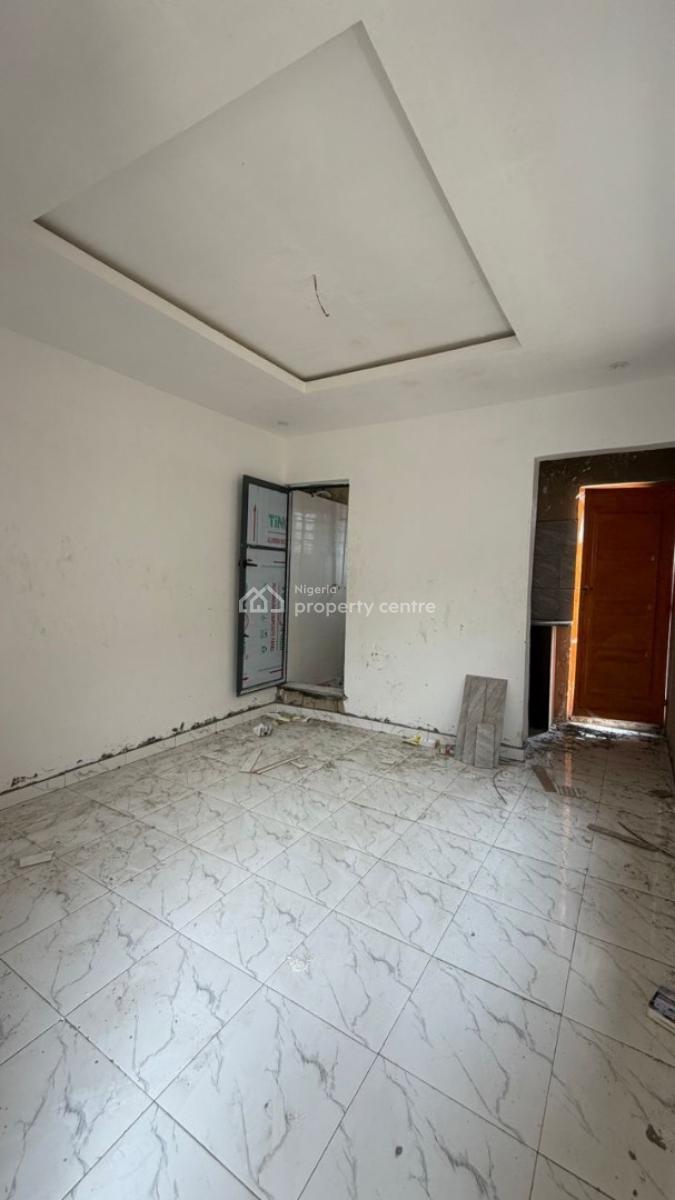 One Bedroom Apartment, Shomolu, Lagos, Mini Flat (room and Parlour) Joint Venture