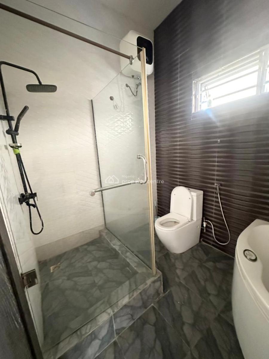 Masters Bedroom, Idado/ Agungi Inside Estate, Agungi, Lekki, Lagos, Self Contain (single Rooms) for Rent