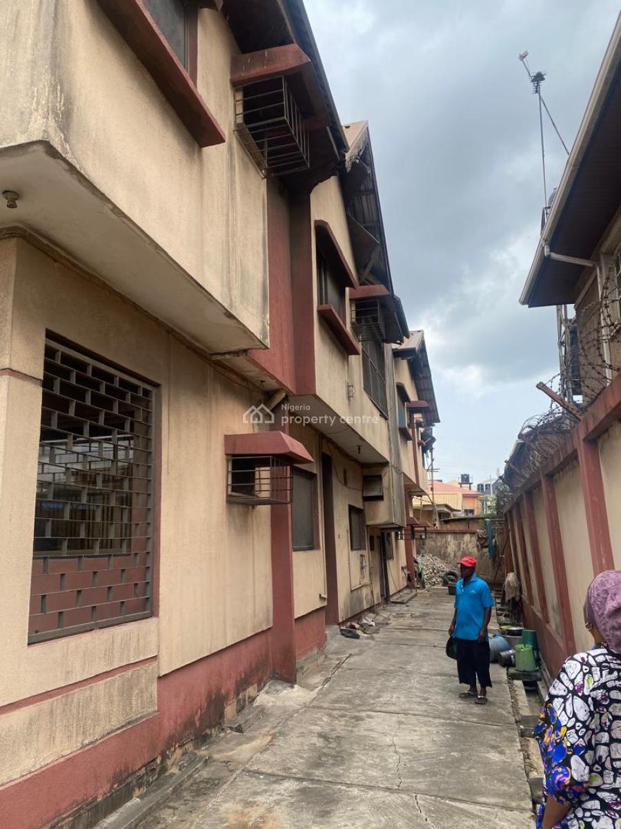 Twin Duplex of 5bedroom Each, Medina, Gbagada, Lagos, Detached Duplex for Sale