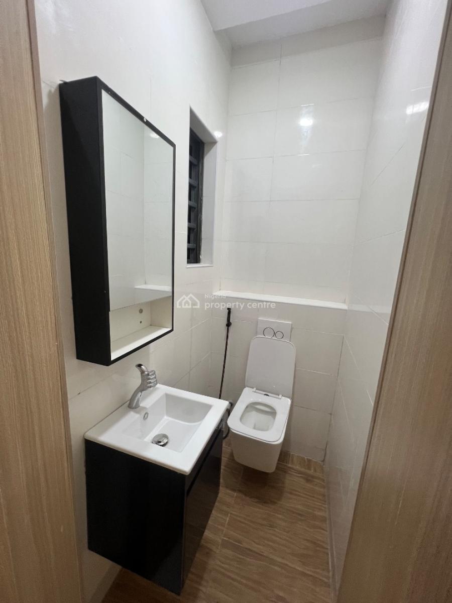1, 2 & 3 Bedroom Serviced Apartment  1bedroom : 165m  2bedroom : 250m, Lekki Phase 1, Lekki, Lagos, Block of Flats for Sale