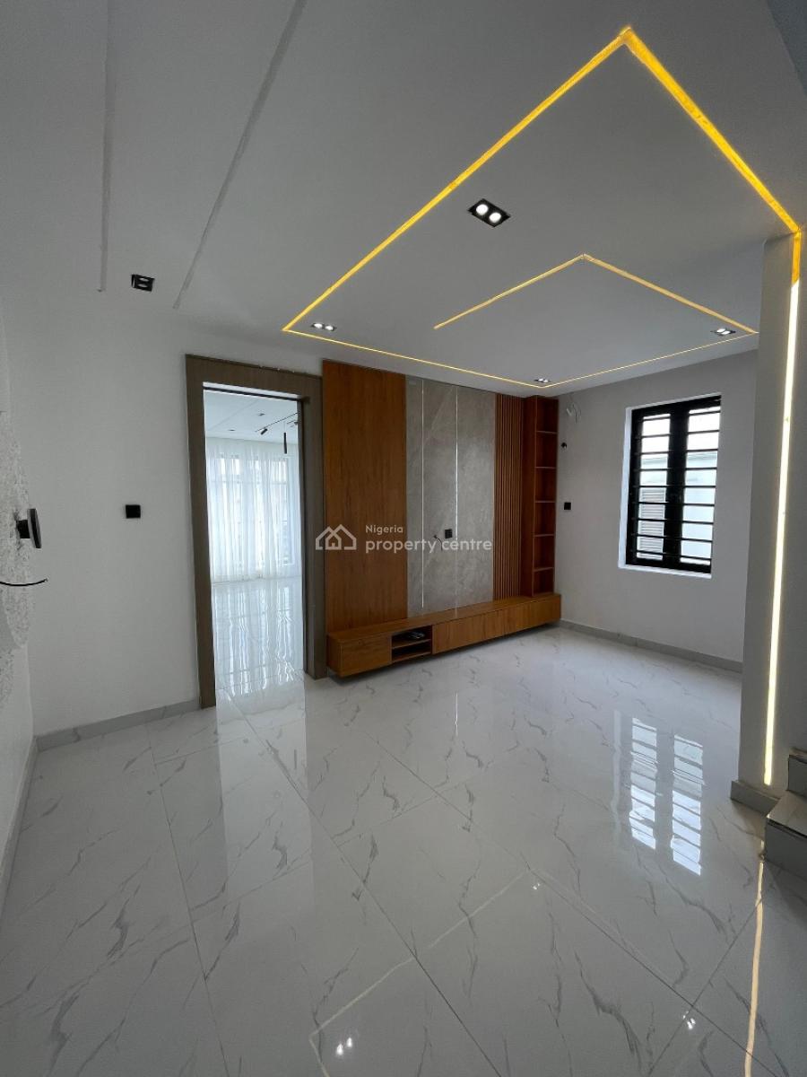 Beautifully Crafted 5-bedroom Semi-detached Duplex with Bq, Located in a Prestigious Residential Environment, Vgc, Lekki, Lagos, Semi-detached Duplex for Sale