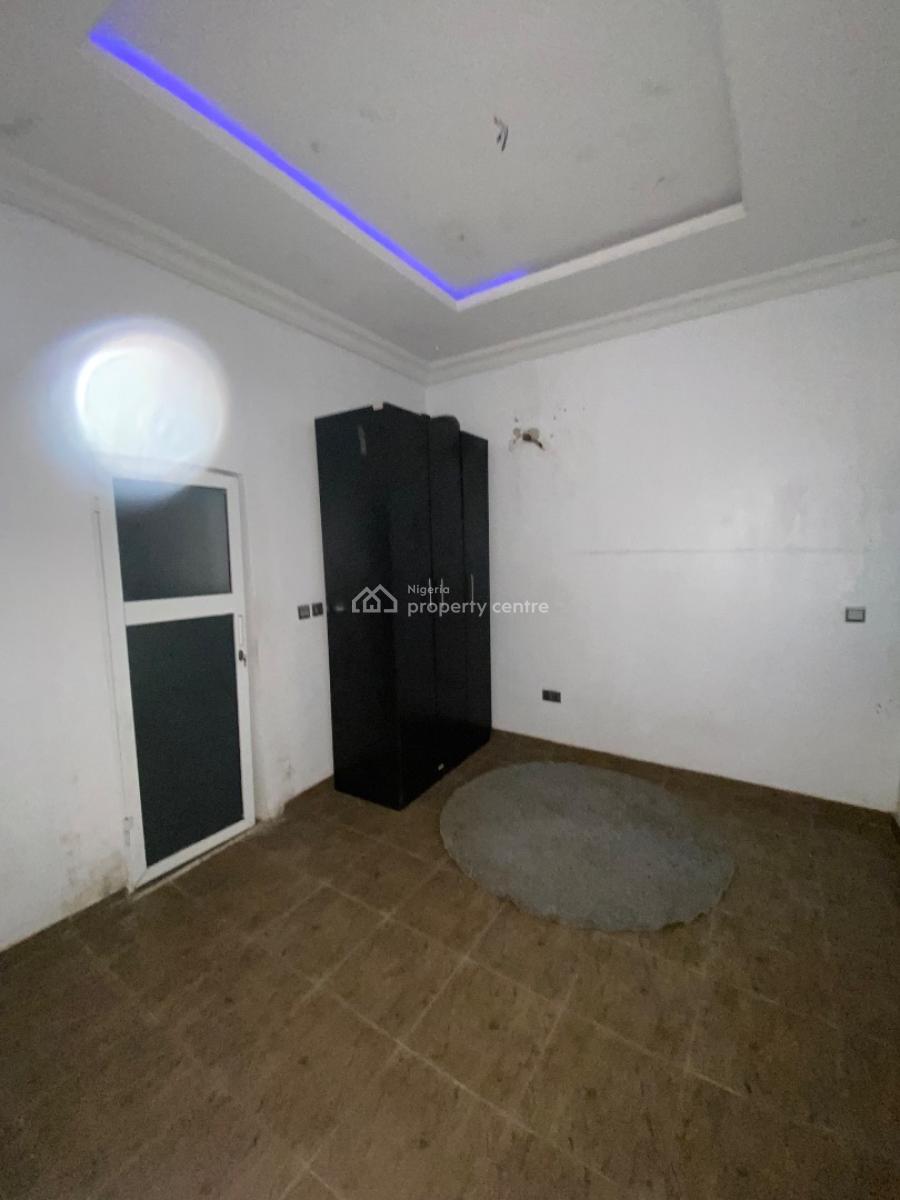 Well Maintained 2bedroom Flat, Ogunfayo, Awoyaya, Ibeju Lekki, Lagos, Flat / Apartment for Rent