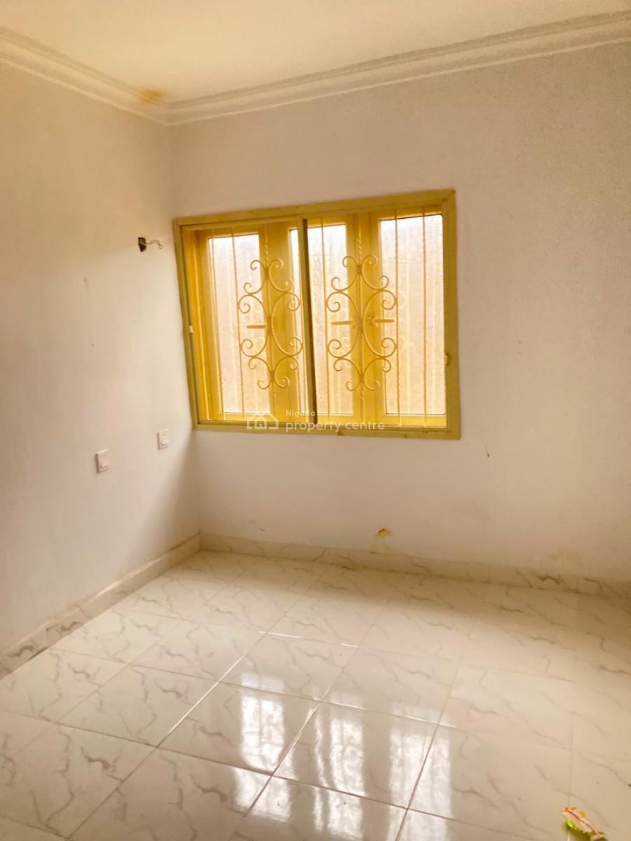 Beautiful 3 Bedroom Flat All Room Ensuite with Visitors Toilet, Inside Well Secured Estate in Maryland Ikeja, Maryland, Lagos, Flat / Apartment for Rent