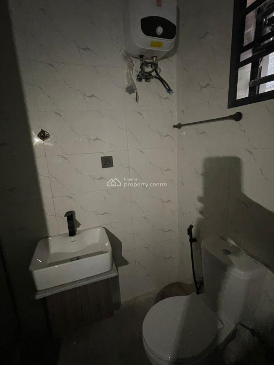 Mini Flat, Coastal Road, Ikate, Lekki, Lagos, Mini Flat (room and Parlour) for Rent