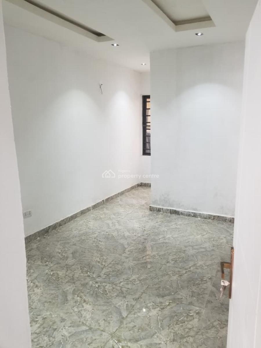 Newly Built 2 Bedroom Flat with Pool and Gym, Ologolo, Lekki, Lagos, Flat / Apartment for Rent