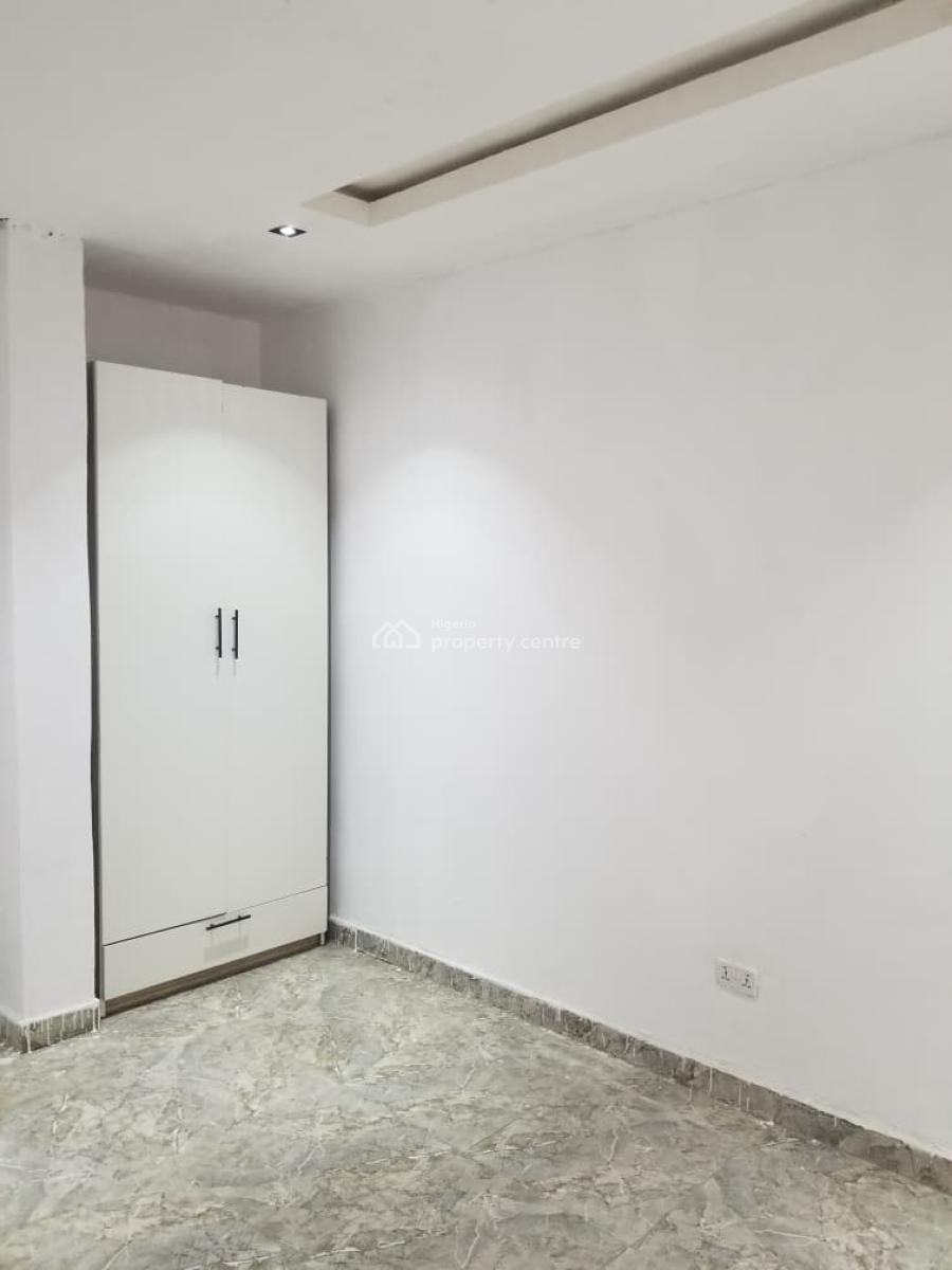 Newly Built 2bedroom 24hours Light, Ologolo Lekki, Ologolo, Lekki, Lagos, Flat / Apartment for Rent