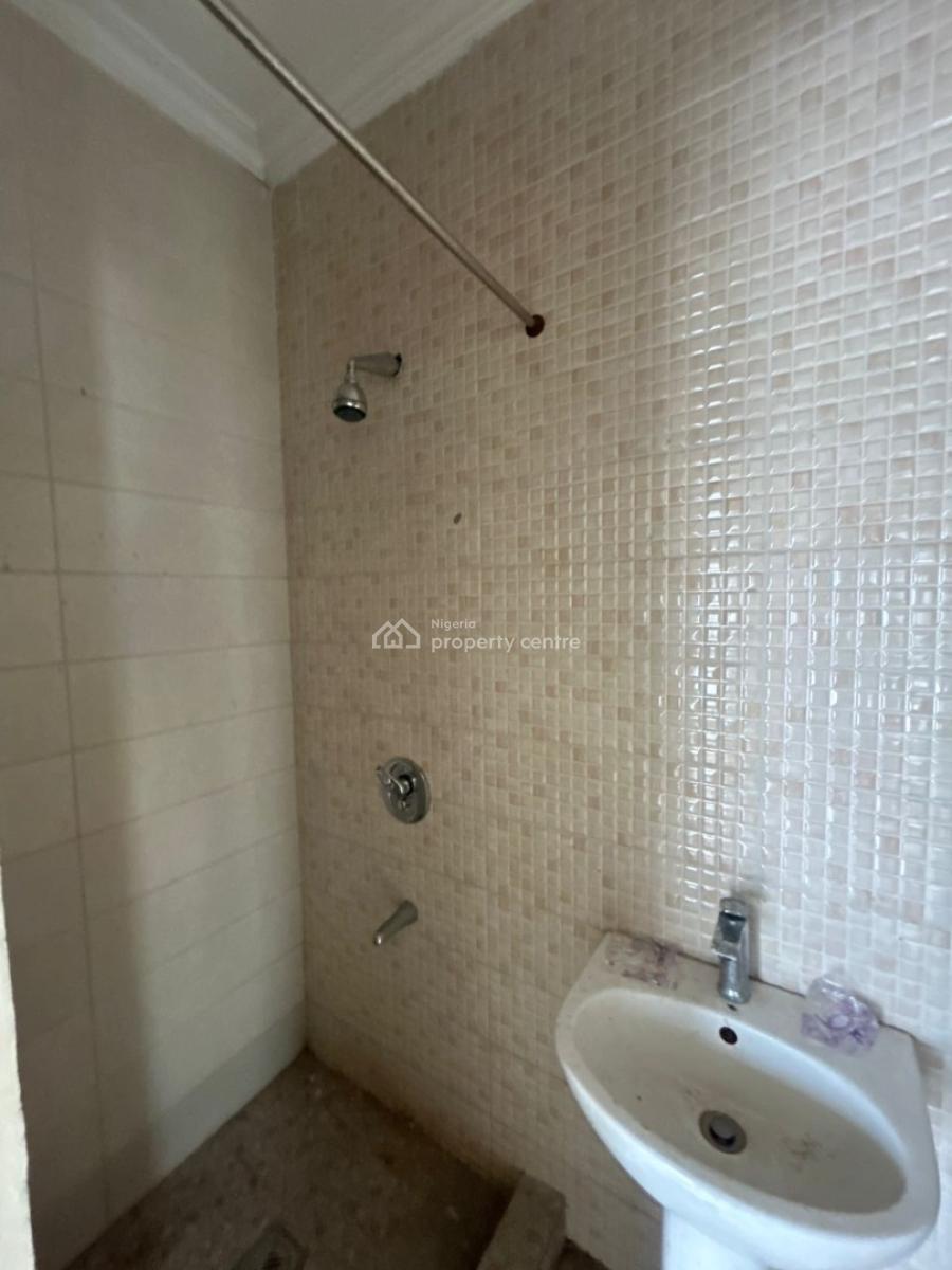 Luxurious and Spacious Flats at Lekki Phase 1, Lekki Phase 1, Lekki Phase 1, Lekki, Lagos, Flat / Apartment for Rent