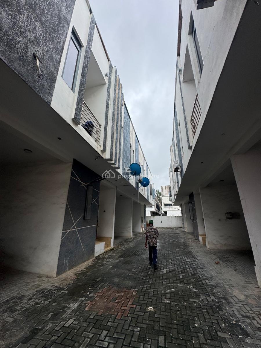 Luxurious 3 Bedroom Duplex Terrace Very Spacious, Orchid Road Lekki, Lekki, Lagos, Terraced Duplex for Rent