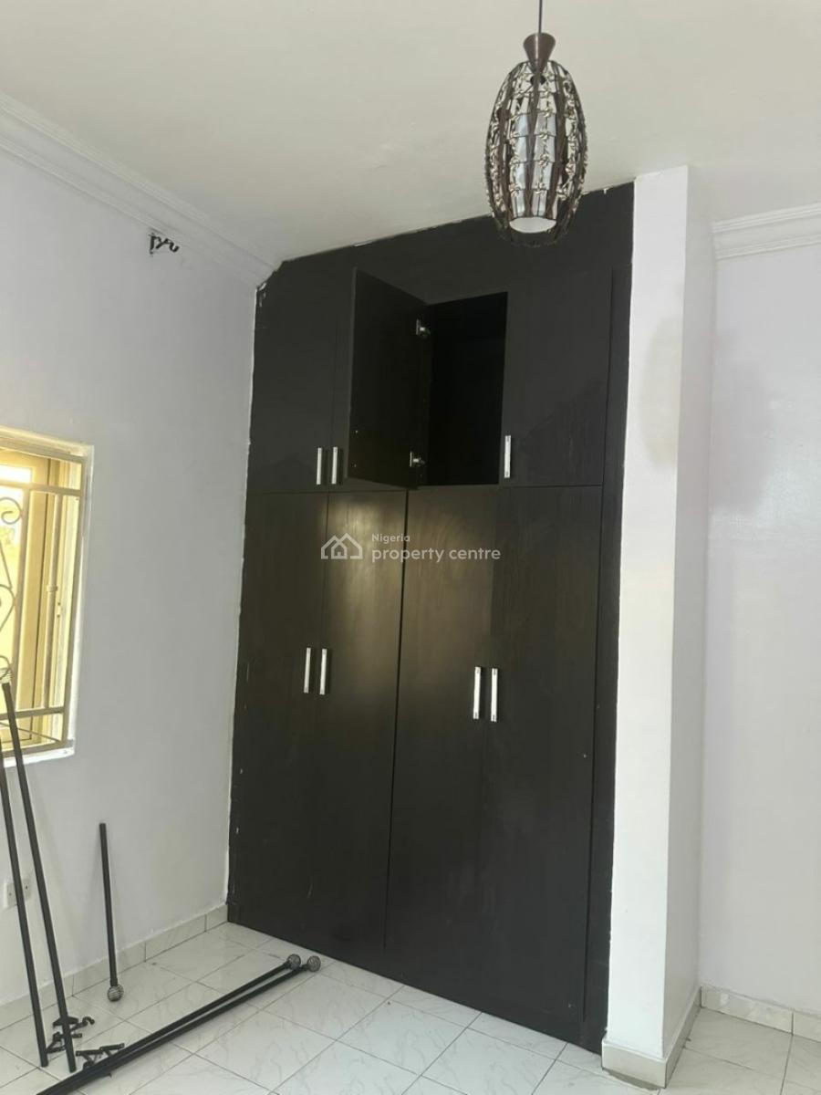 Spacious Room with Spacious Bathroom and Shared Kitchen, Off Admiralty, Lekki Phase 1, Lekki, Lagos, Self Contain (single Rooms) for Rent
