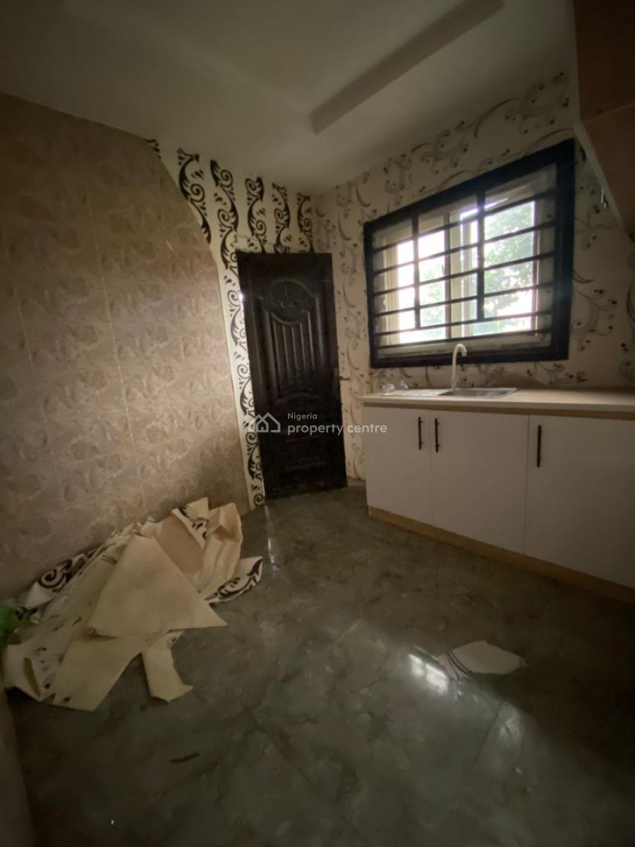 Massive Standard Well Built 2 Bedroom Apartment., Osapa, Lekki, Lagos, Flat / Apartment for Rent