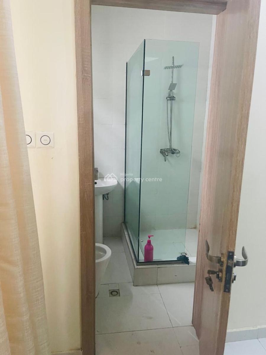Distress Sweet Deal  4 Bedroom Semi Detached Duplex Self Compound, Orchid Road Lekki, Lekki, Lagos, Semi-detached Duplex for Sale