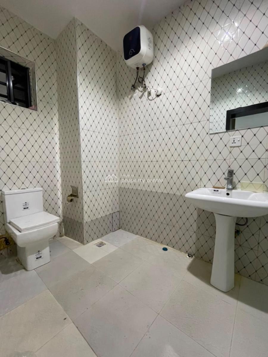 Spacious 2 Bedroom Apartment, Osapa, Lekki, Lagos, Flat / Apartment for Rent