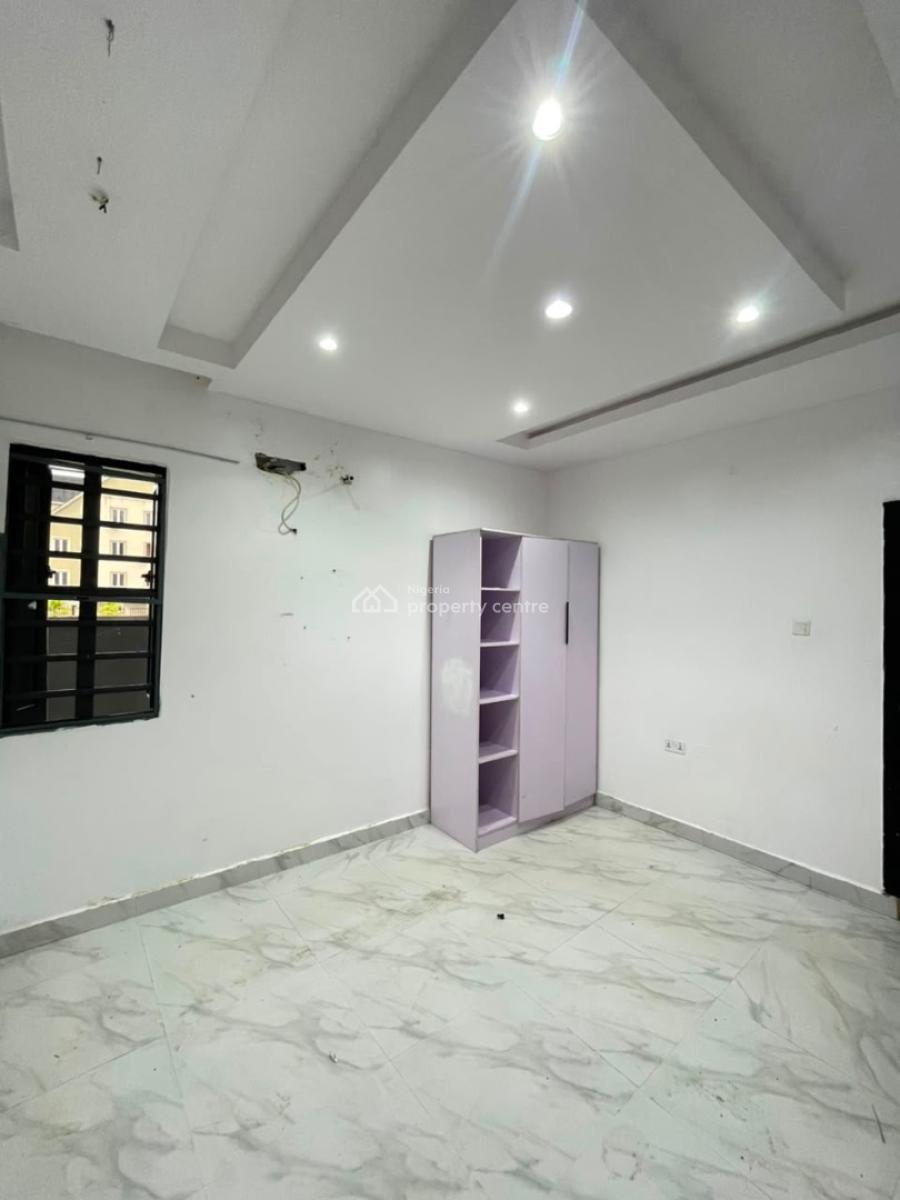 Spacious 2 Bedroom Apartment, Osapa, Lekki, Lagos, Flat / Apartment for Rent