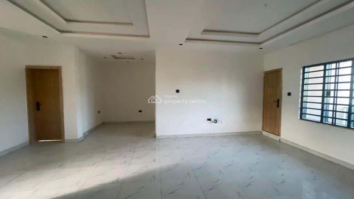 2 Bed Flat, Yaba Tech Gra, Yaba, Lagos, Flat / Apartment for Rent