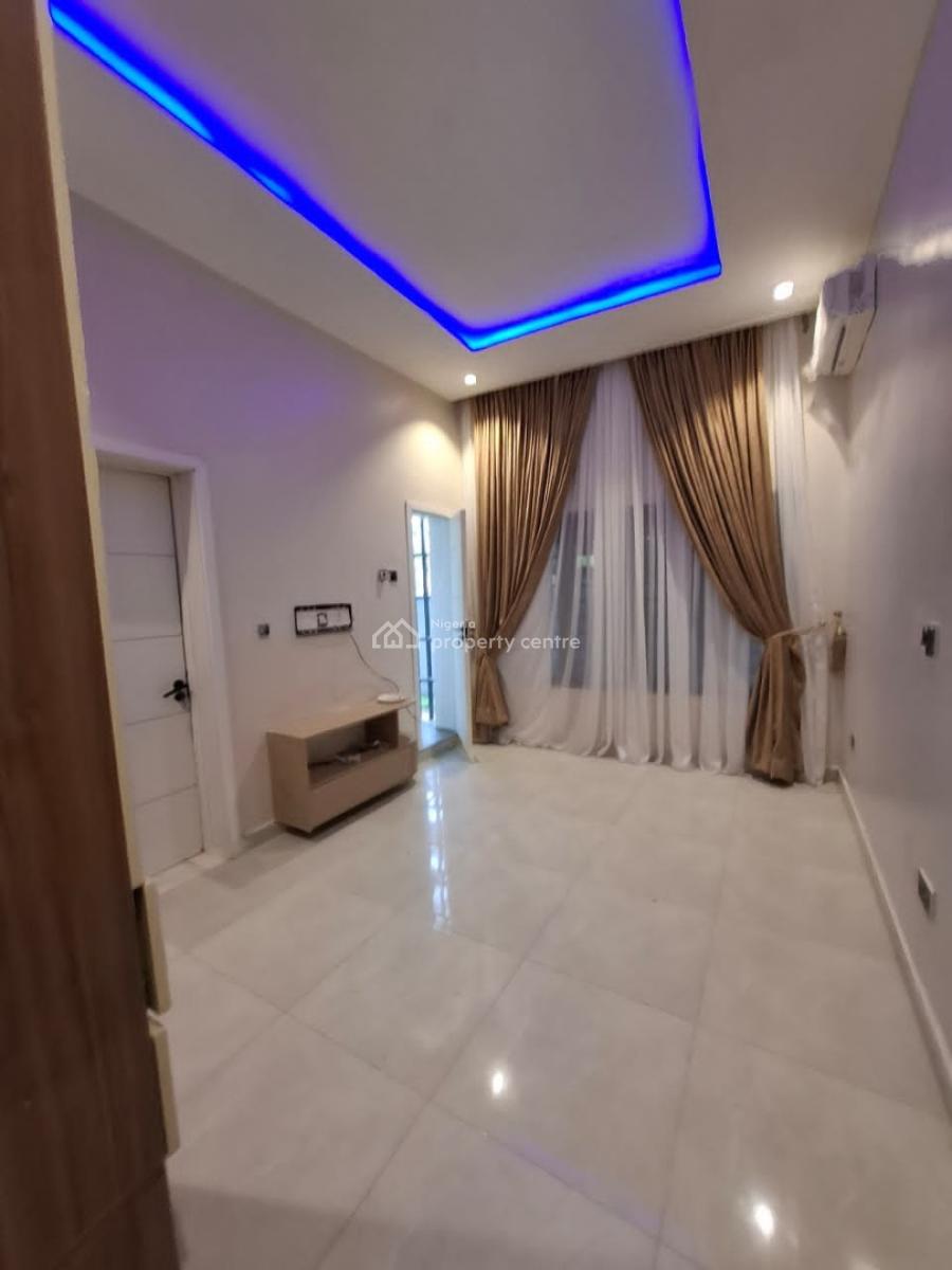 Smart and Standard 3 Bedroom Apartment, Maitama District, Abuja, Flat / Apartment for Sale
