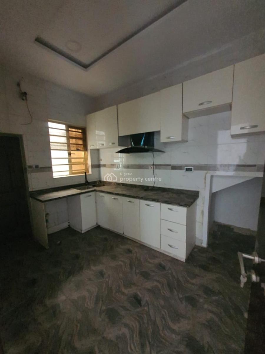 Beautiful 2 Bedroom Apartment, Chevron Alternative, Lekki, Lagos, Flat / Apartment for Rent