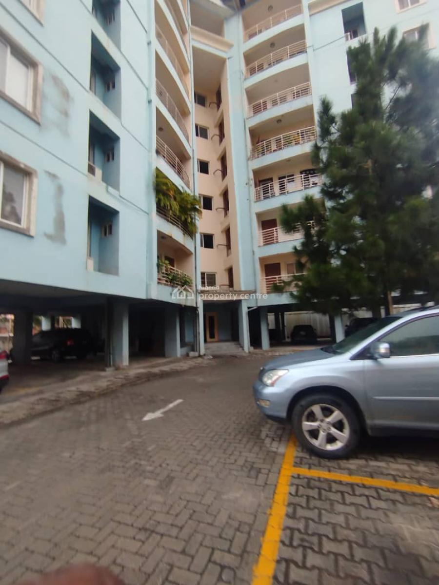 Specious 3 Bedroom Flat with a Bq, Safe Court, Estate, Ikate, Lekki, Lagos, Flat / Apartment for Rent