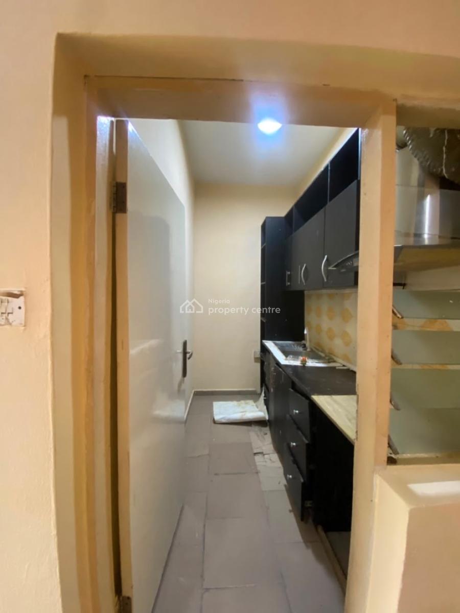 Spacious Miniflat in a Serene Location, Lekki Phase 1, Lekki, Lagos, Lekki Phase 1, Lekki, Lagos, Mini Flat (room and Parlour) for Rent