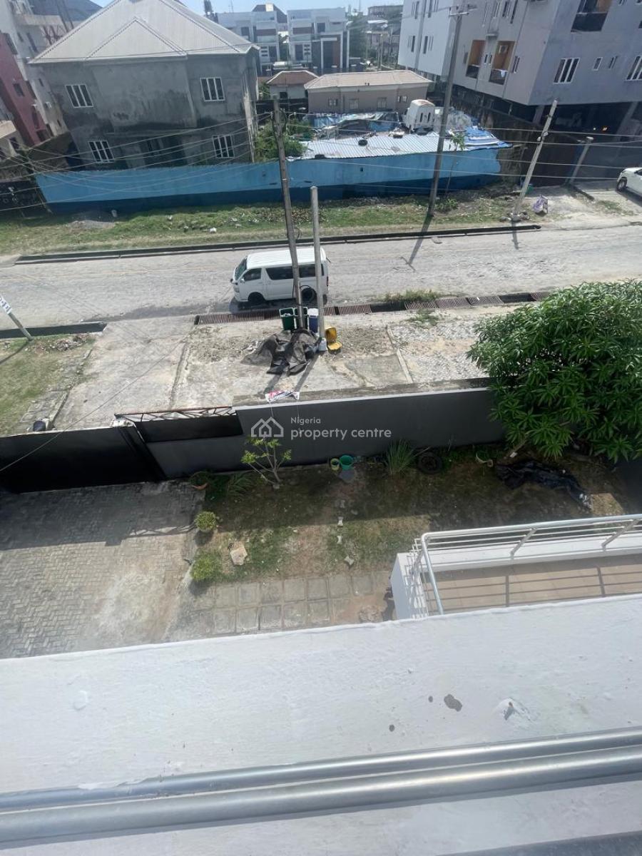 a Lovely Semi Detached 4bedroom Flat with Bq and a Rooftop, Lekki Phase 1, Lekki Phase 1, Lekki, Lagos, Semi-detached Duplex for Rent
