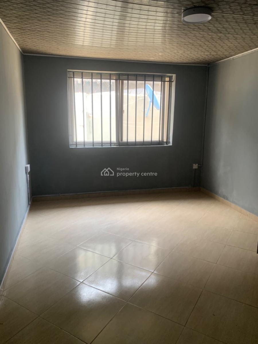 a Spacious 2 Bedroom Flat, Gra Phase 1, Magodo, Lagos, Flat / Apartment for Rent
