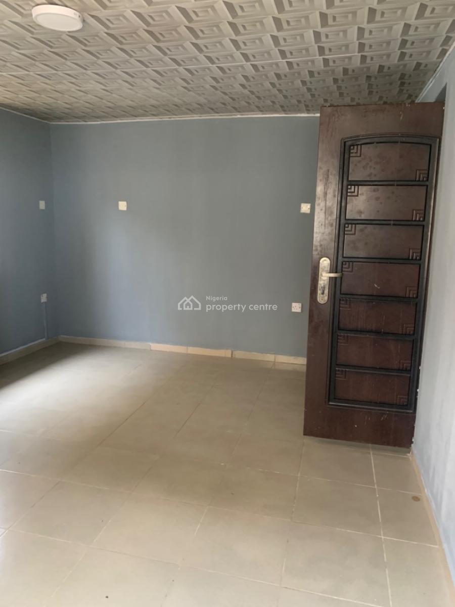 a Spacious 2 Bedroom Flat, Gra Phase 1, Magodo, Lagos, Flat / Apartment for Rent