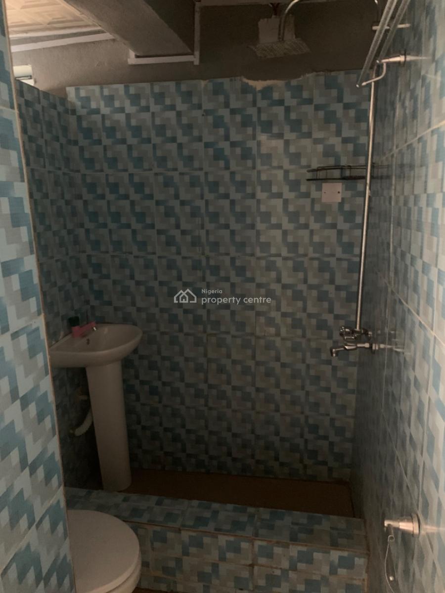 a Spacious 2 Bedroom Flat, Gra Phase 1, Magodo, Lagos, Flat / Apartment for Rent