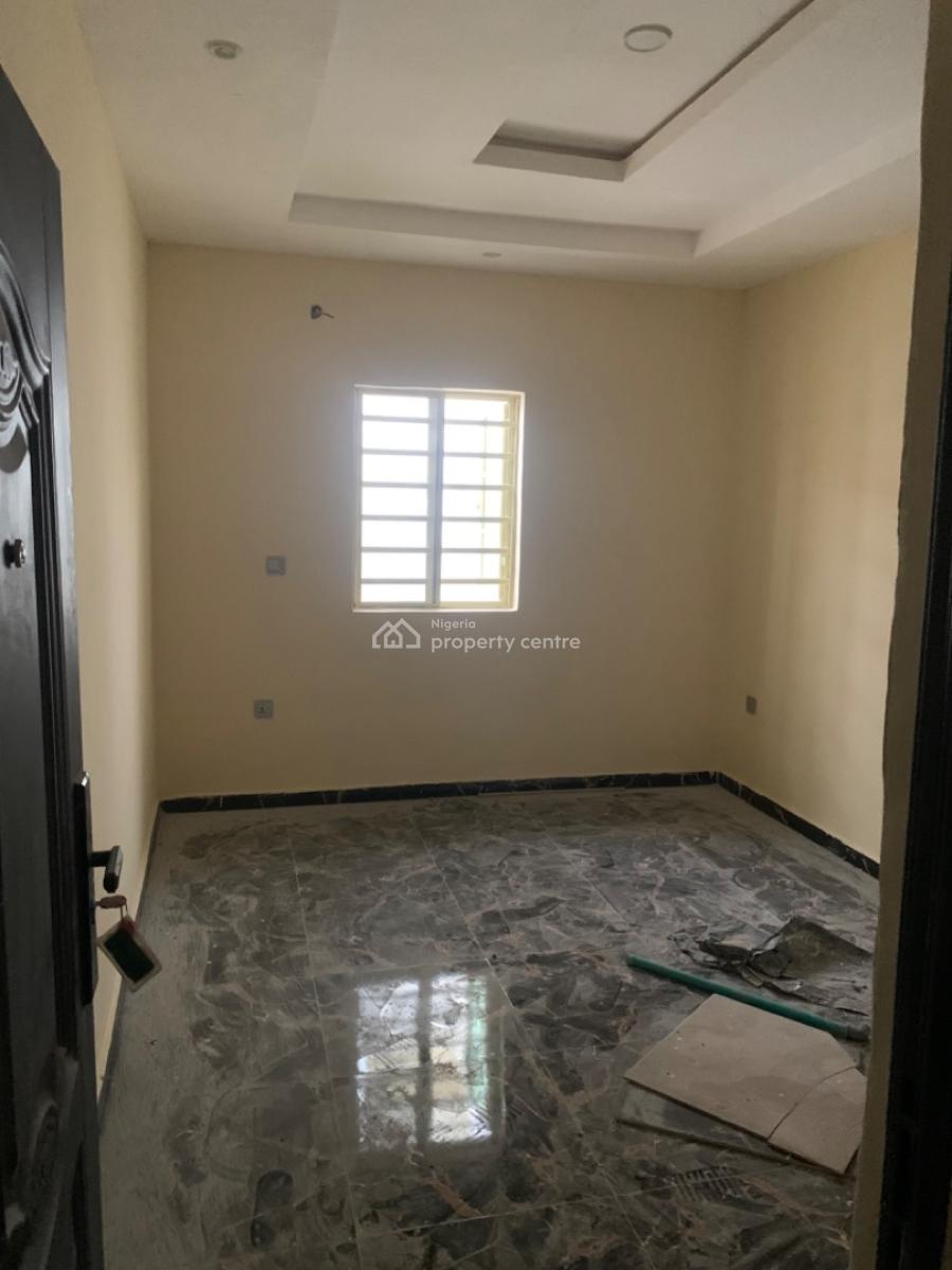 Luxury 2 Bedroom Flat, Gra Phase 1, Magodo, Lagos, Flat / Apartment for Rent