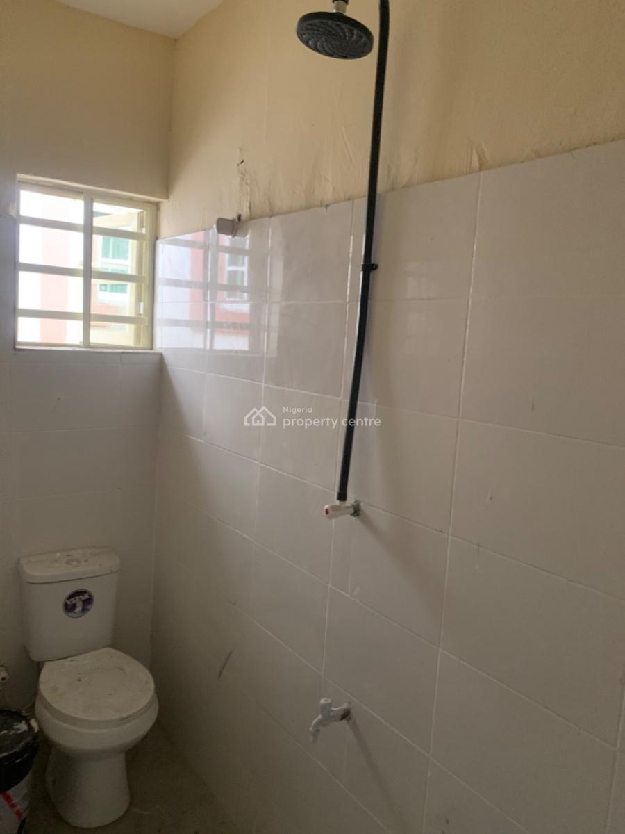 Luxury 2 Bedroom Flat, Gra Phase 1, Magodo, Lagos, Flat / Apartment for Rent