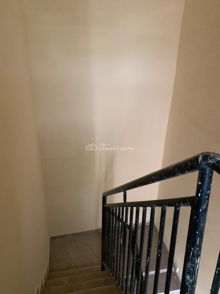 Luxury 2 Bedroom Flat, Gra Phase 1, Magodo, Lagos, Flat / Apartment for Rent