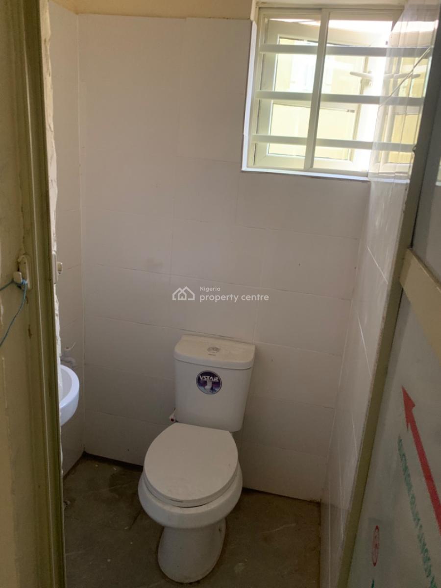 Luxury 2 Bedroom Flat, Gra Phase 1, Magodo, Lagos, Flat / Apartment for Rent