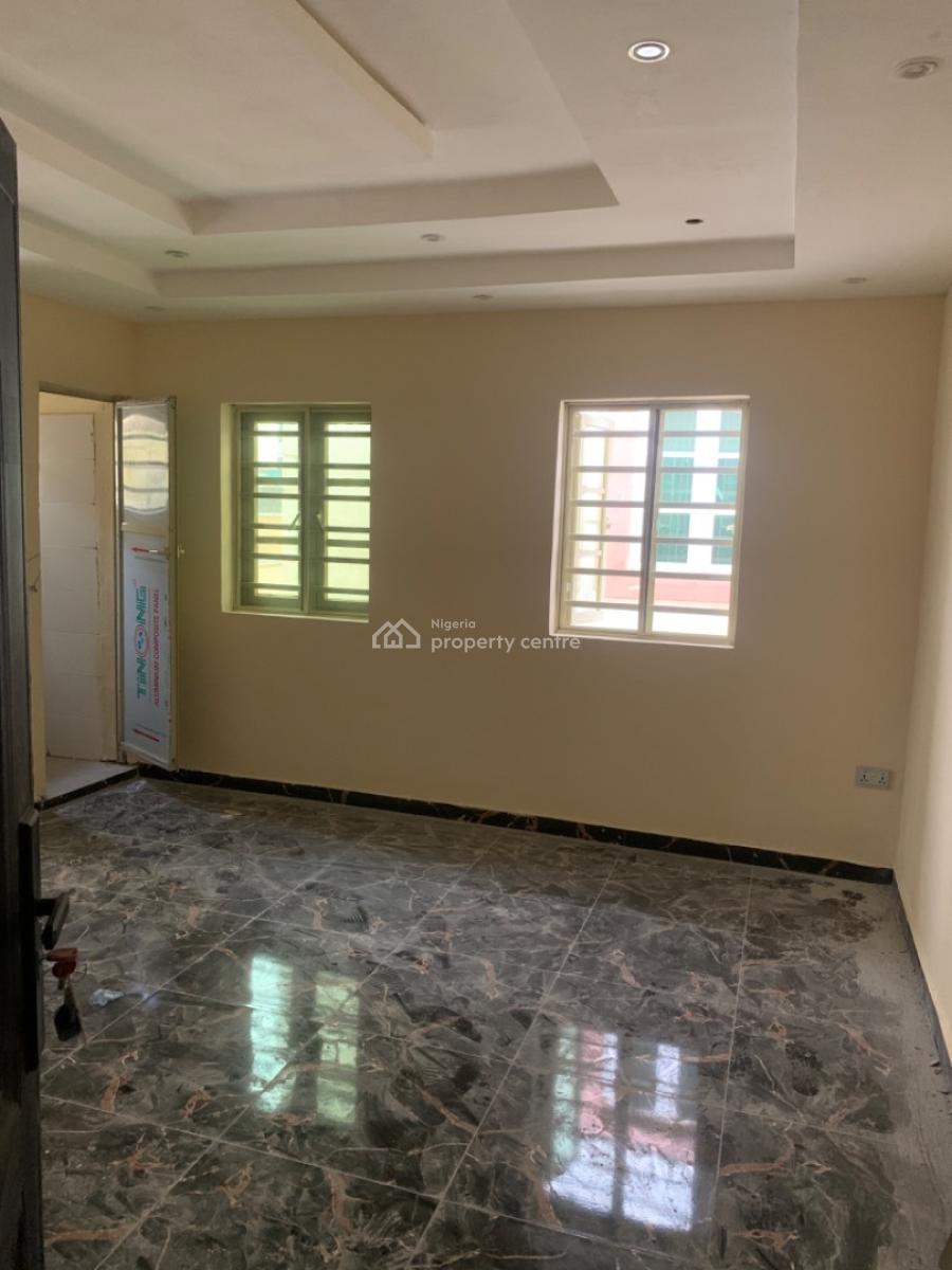 Luxury 2 Bedroom Flat, Gra Phase 1, Magodo, Lagos, Flat / Apartment for Rent