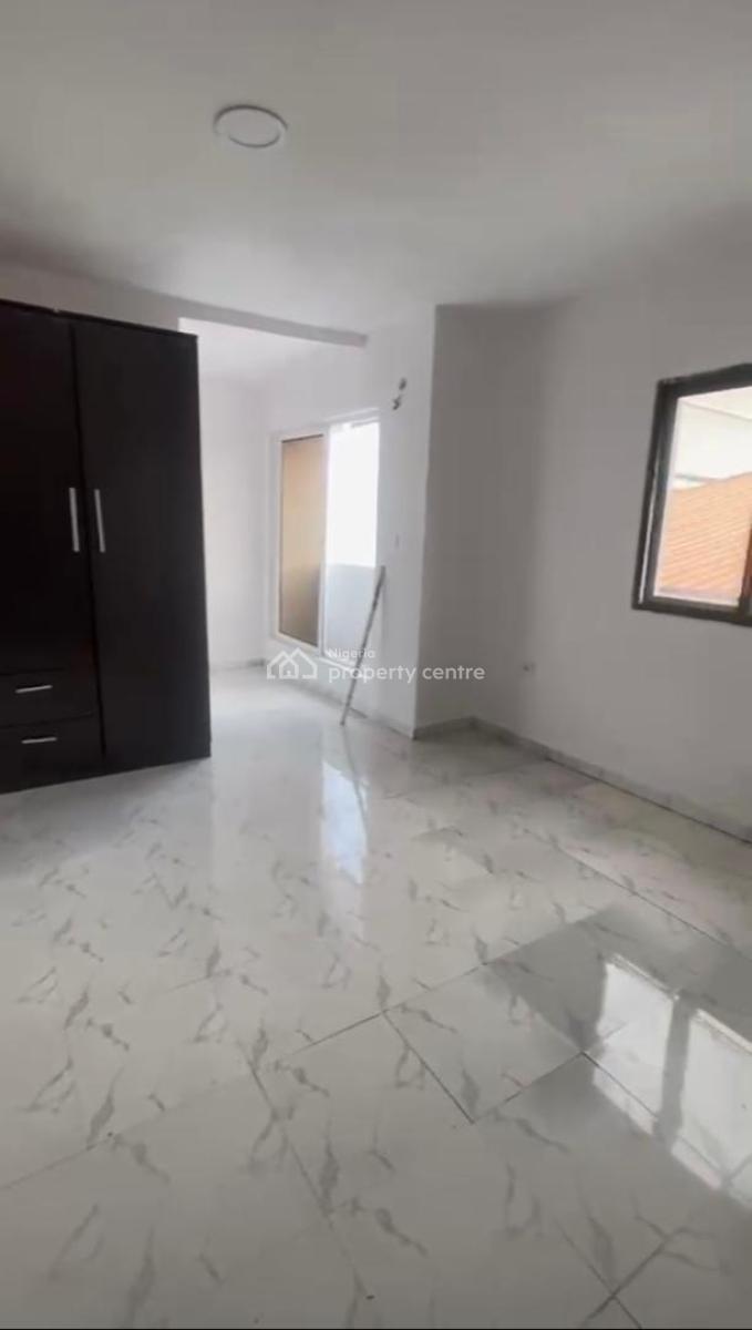 Unit 3, Newly Renovated 2 Bedroom Maisonette with Open Fitted Kitchen, Osapa London, Lekki, Lagos, Flat / Apartment for Rent