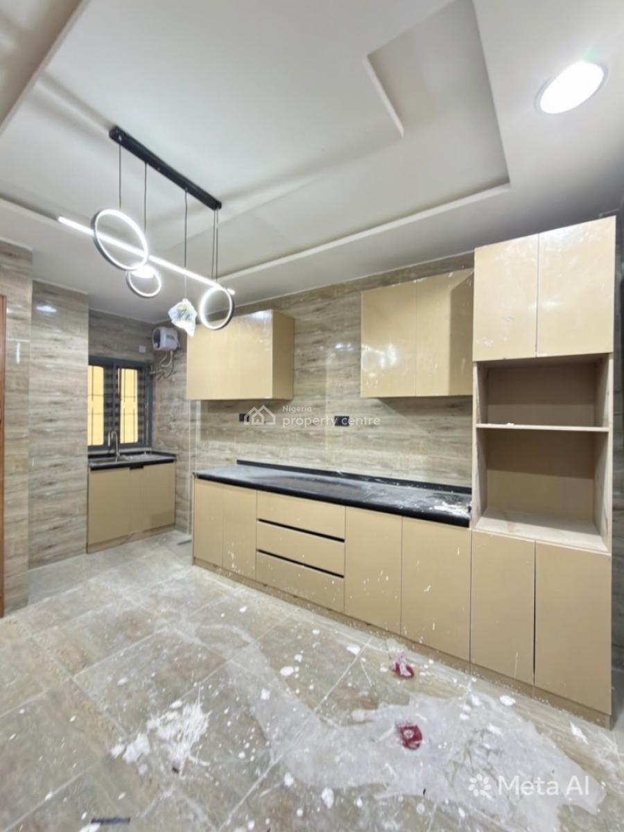 2 Bedroom Apartment, Lekki Phase 1, Lekki, Lagos, Flat / Apartment for Rent