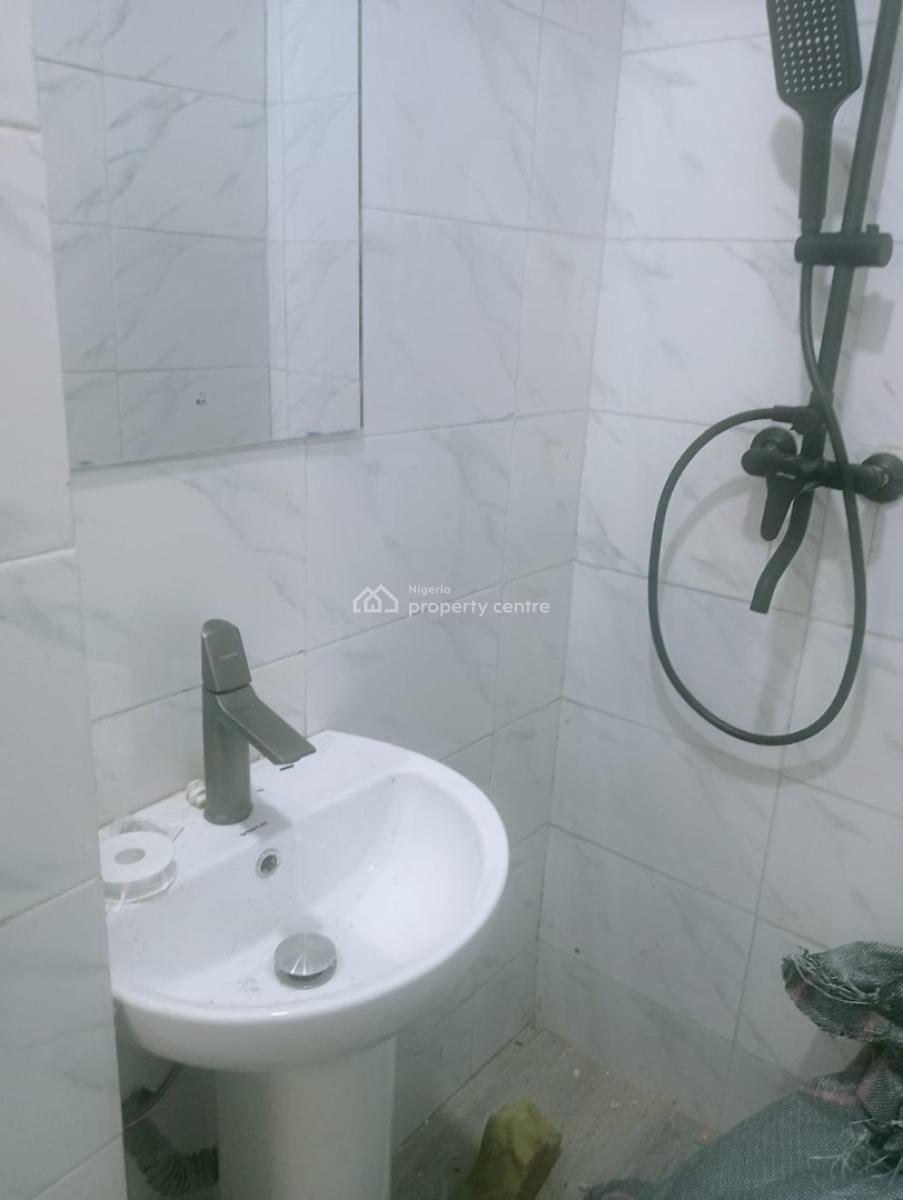 3 Bedroom Flat at Ojodu Inside an Estate, Ojodu, Ojodu, Lagos, Flat / Apartment for Rent