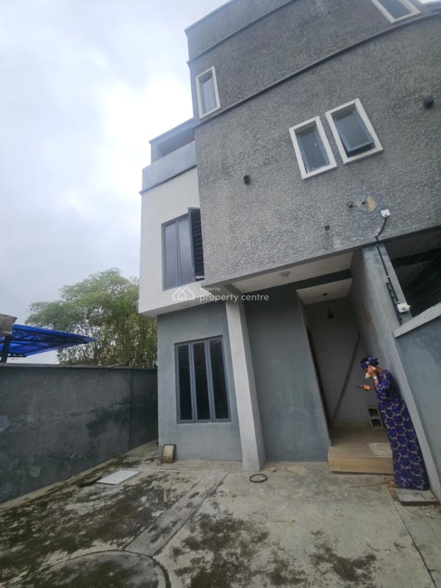 3 Bedroom Duplex, Gra Phase 2, Magodo, Lagos, House for Rent